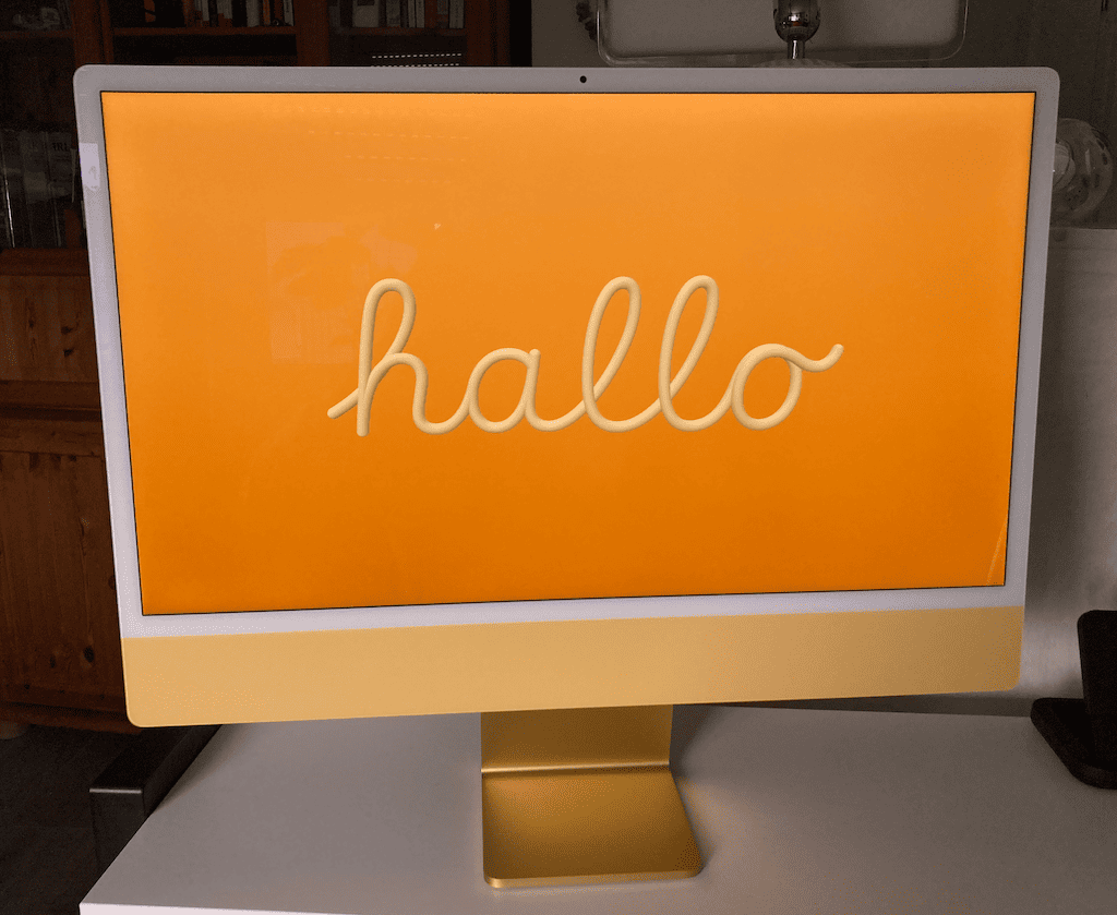 M1 iMac yellow at my workplace